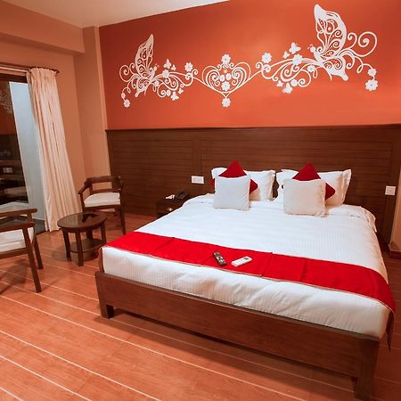 Hotel City Park Pokhara Buitenkant foto